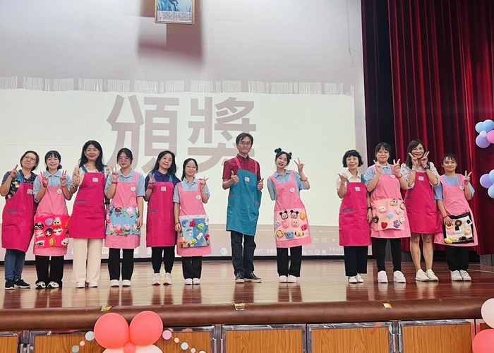 祝福同學持續進步，發揮幼保專業