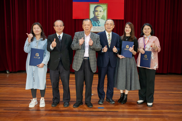 圖片說明