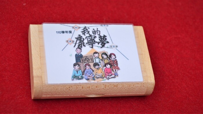 圖片說明