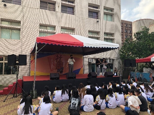 蔡清輝學務長致詞並勉勵同學
