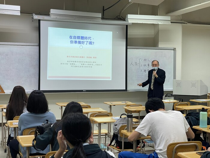 校長致詞勉勵同學