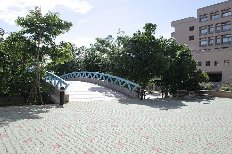 Link to 勤學橋